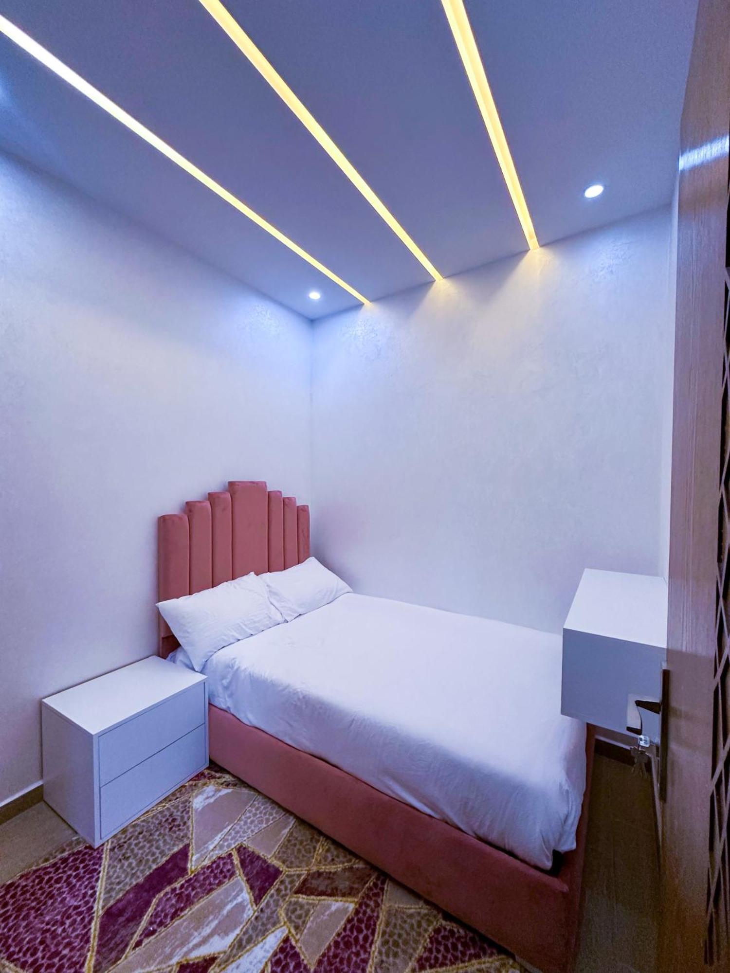 Veluxa - Luxury Holiday Homes - Centric Flat طنجة المظهر الخارجي الصورة