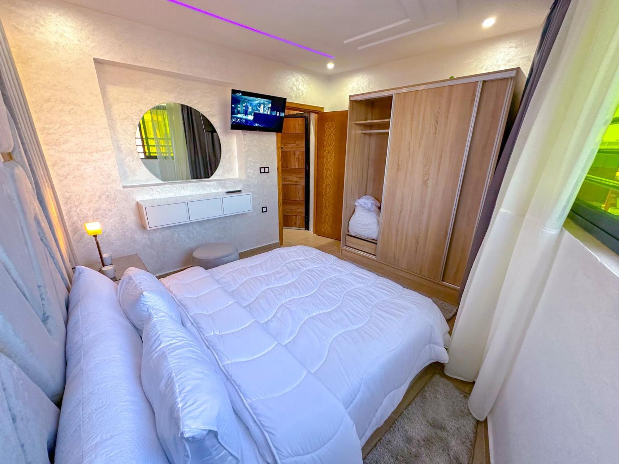 Veluxa - Luxury Holiday Homes - Centric Flat طنجة المظهر الخارجي الصورة