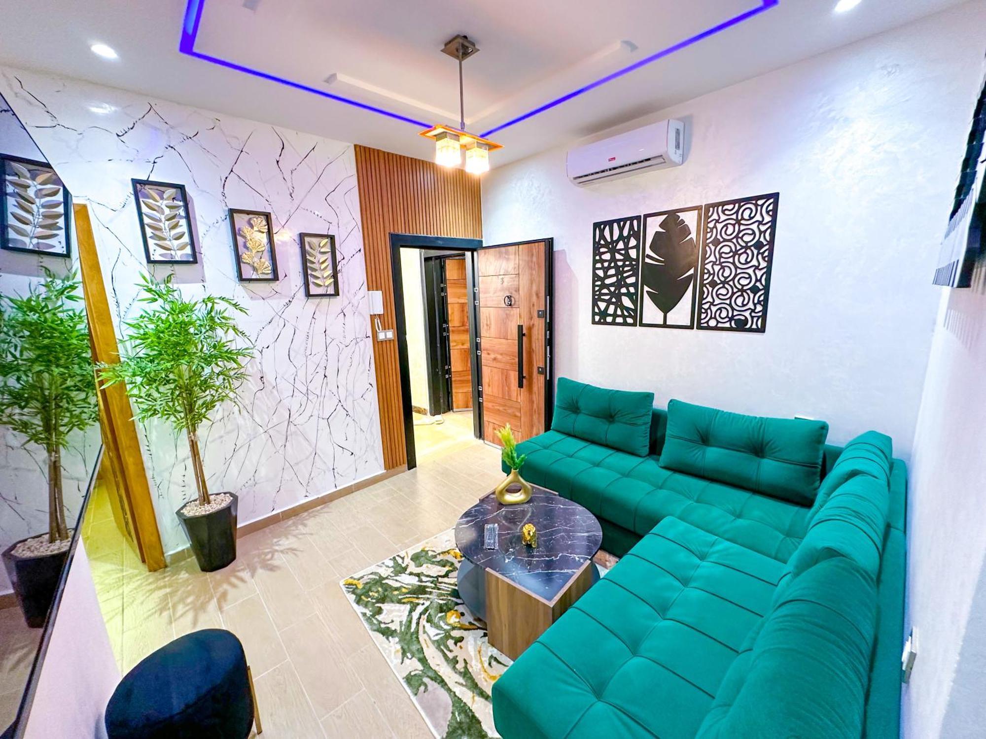 Veluxa - Luxury Holiday Homes - Centric Flat طنجة المظهر الخارجي الصورة