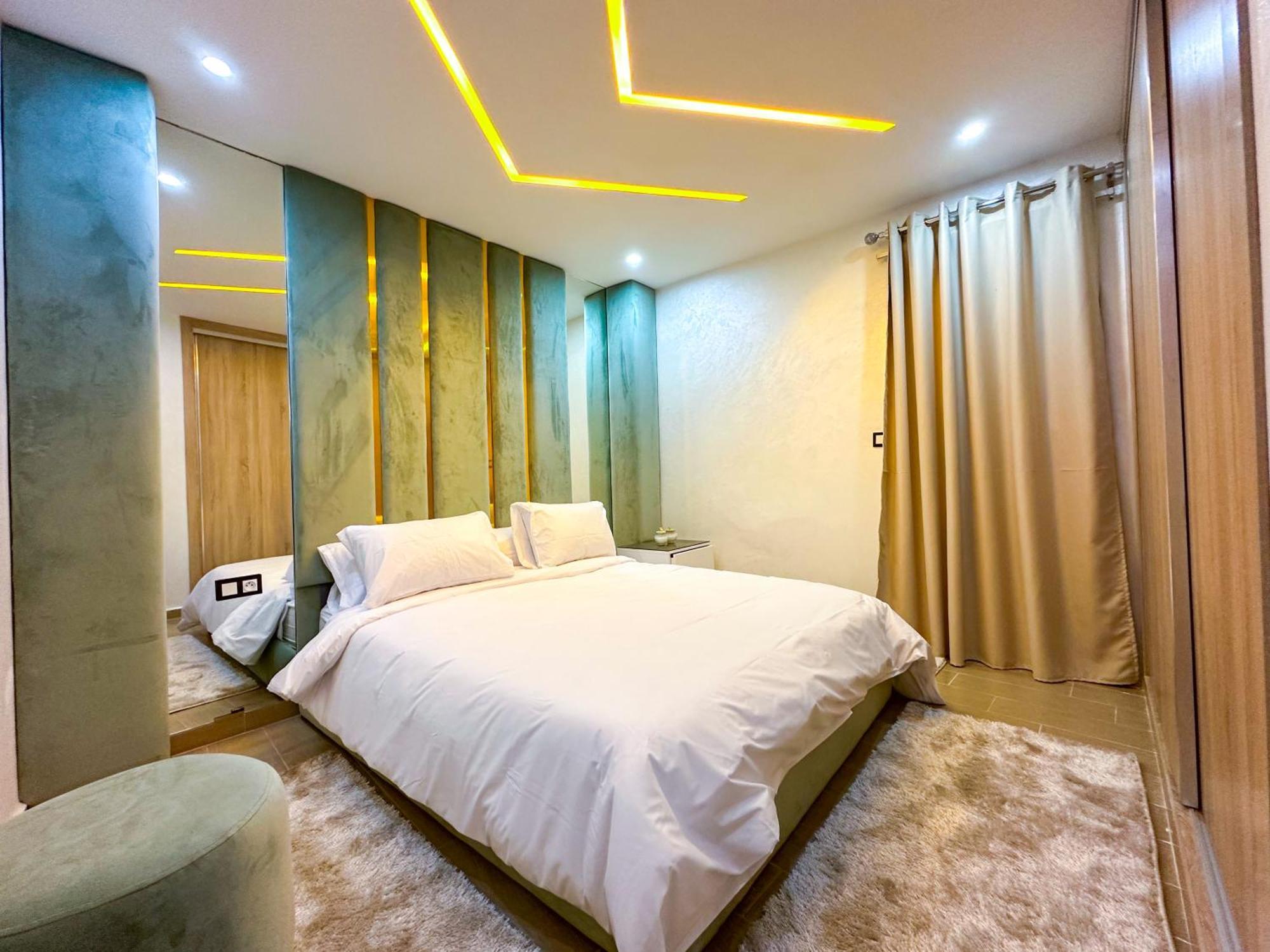 Veluxa - Luxury Holiday Homes - Centric Flat طنجة الغرفة الصورة